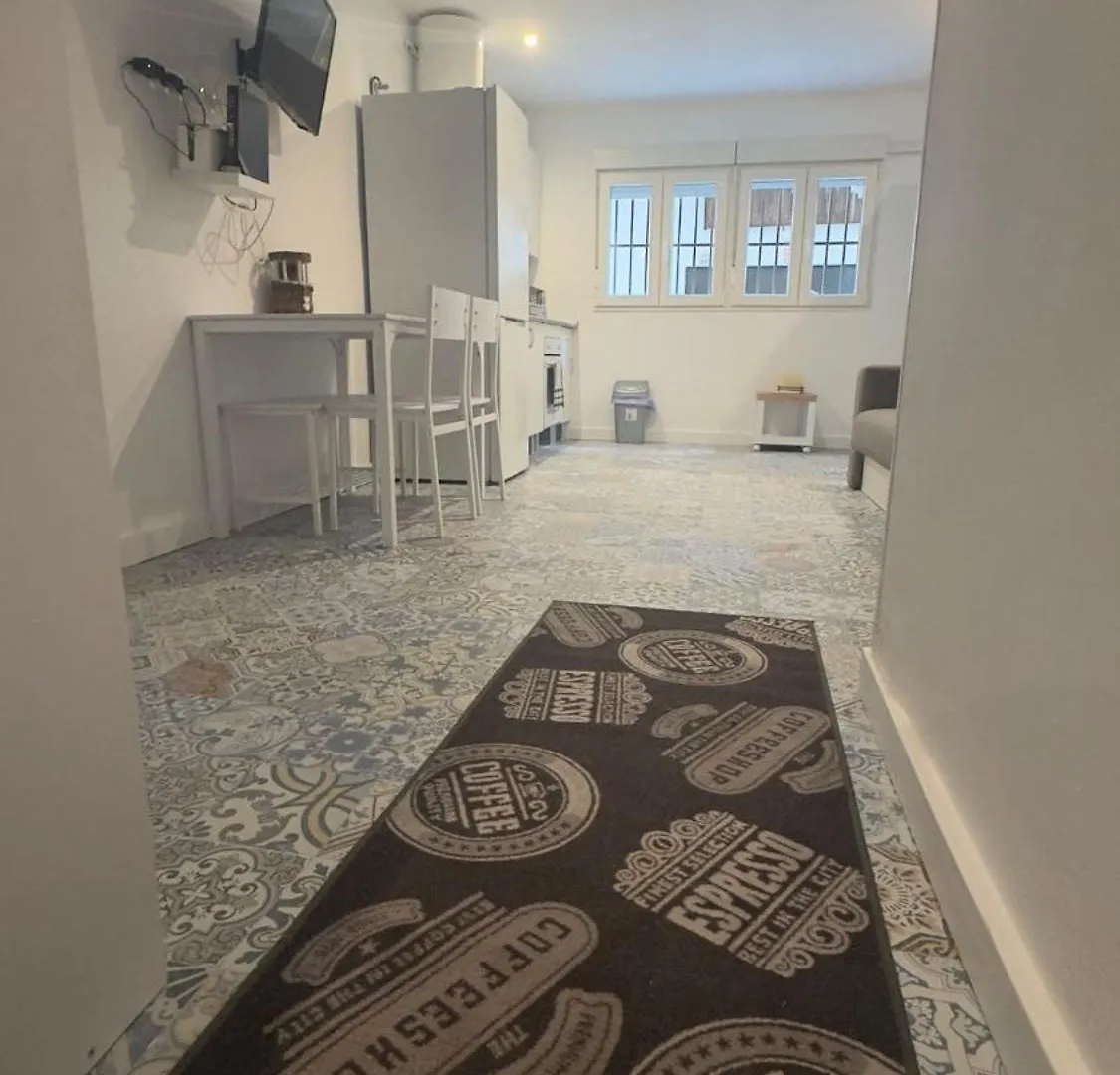 Fuengirola Perla 2 Seafront Apartment 0*,