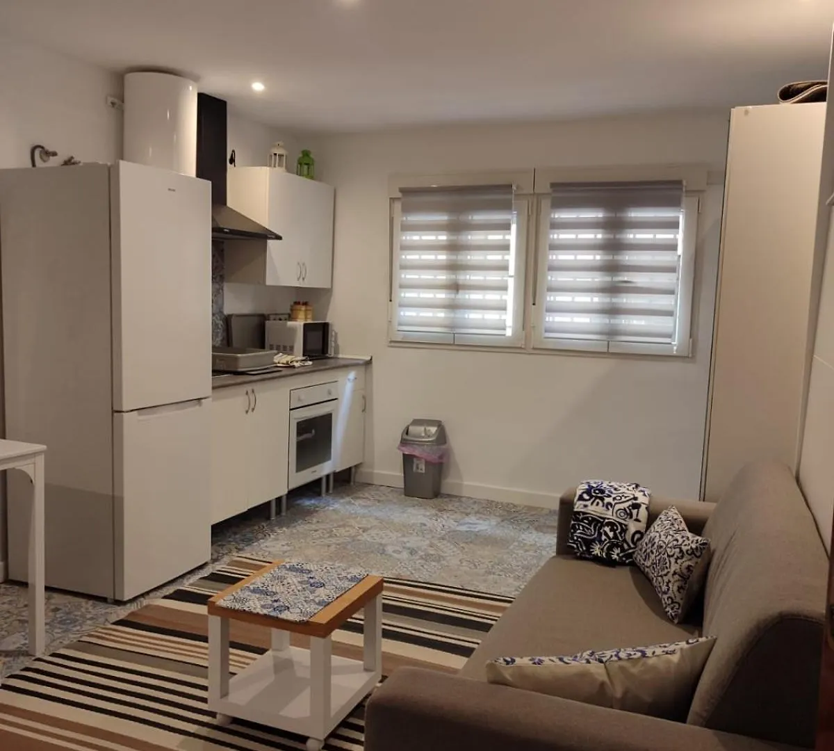 Fuengirola Perla 2 Seafront Apartment 0*,